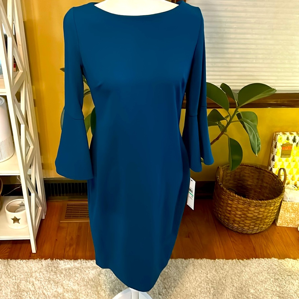 Calvin Klein Flutter Sleeve Dress Sz 8 NWT